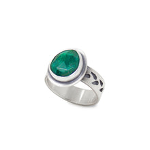 Load image into Gallery viewer, Verdant Emerald Leaf Ring