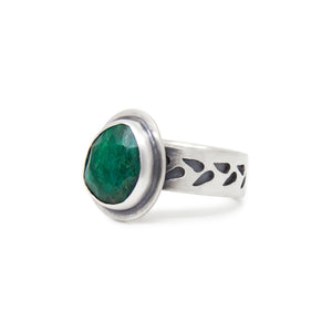 Verdant Emerald Leaf Ring