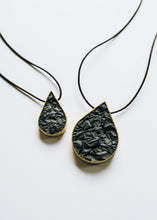 Load image into Gallery viewer, Grit Large Black Cement Raindrop Necklace