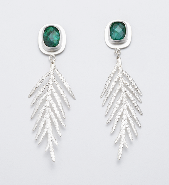 Sparkling Cedar Emerald Earrings
